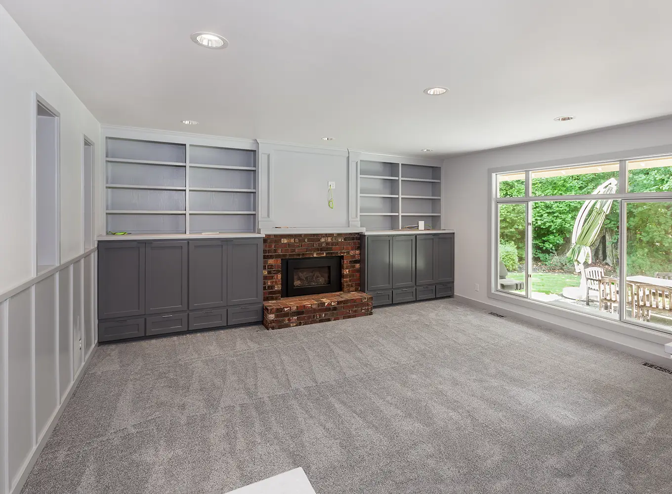 Clean Sweep LLC - move-in and move-out cleaning services for residential and commercial properties in the O'Fallon, illinois area.