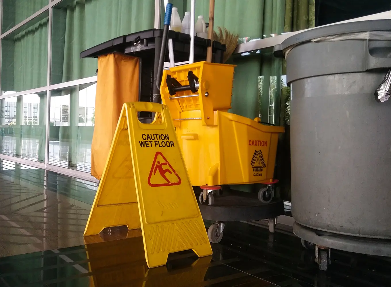 Clean Sweep LLC - commercial janitorial cleaning services near Belleville, IL